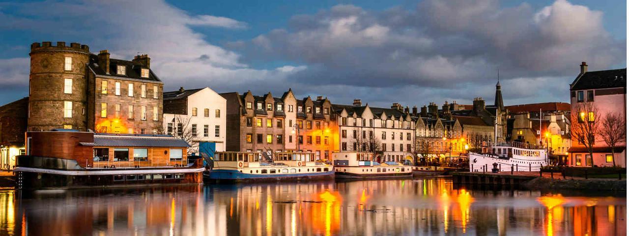Heart Of Edinburgh City Flat Екстериор снимка